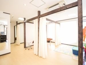 HALU鍼灸整骨院　猪名寺院 店内